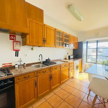 Casa Campos - Refresh - 2-bedroom Apartment Ovar